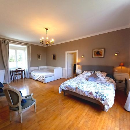 Au Pays De Jacquou : Chambre D'Hotes Et Table D'Hotes Fossemagne Buitenkant foto